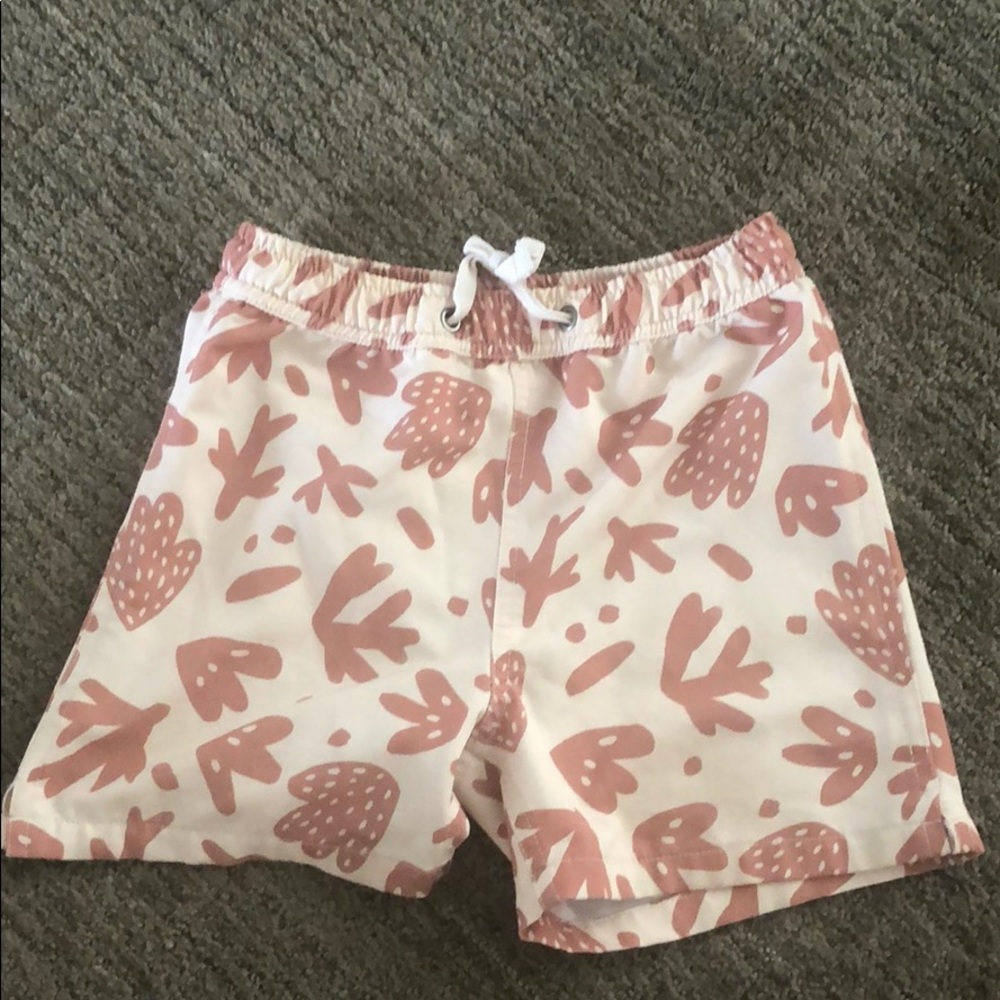 Rylee and Cru boys swimsuit bottoms 6-7Y